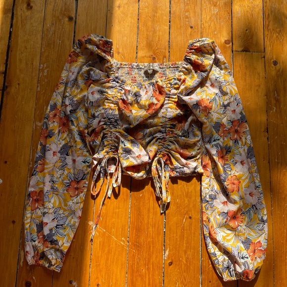 Square neck top - Picture 1 of 3